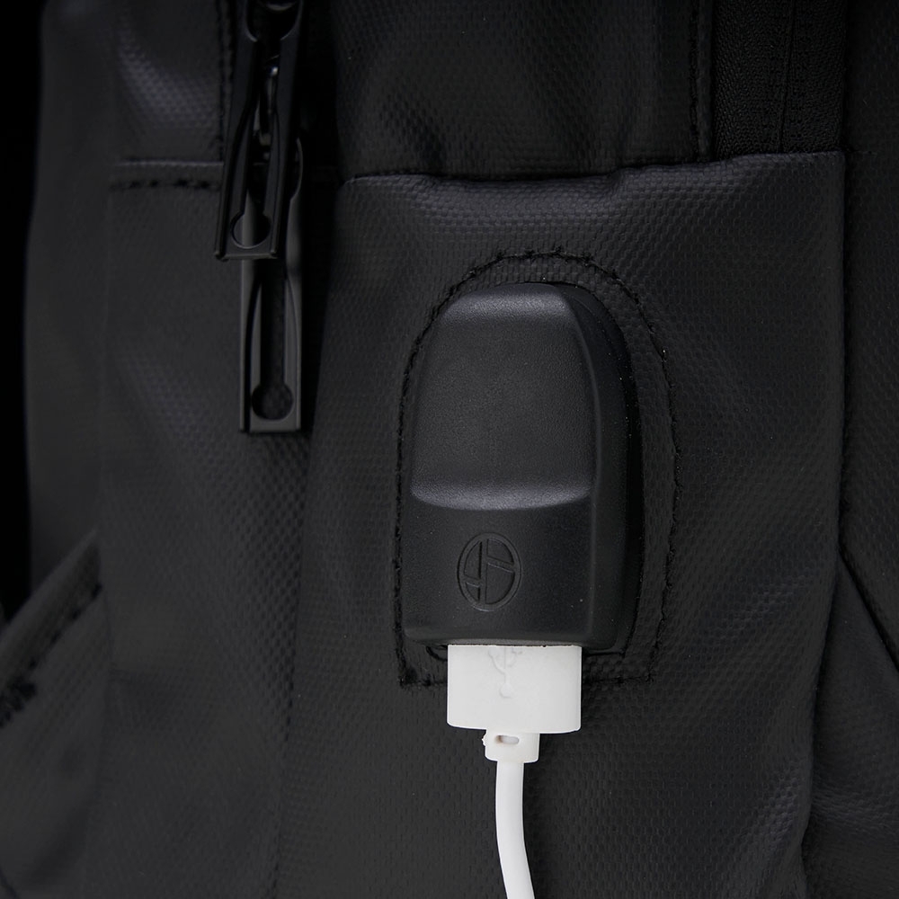 Mochila Couro Sintético USB 17 Litros / Ch-0444mc