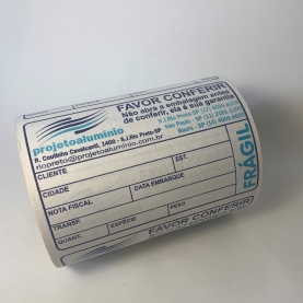 Etiqueta para caixas de papelão