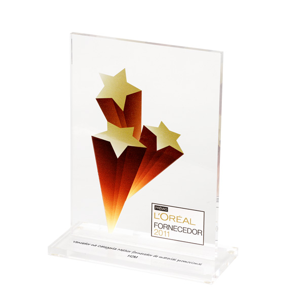 Troféu em acrílico com aplicação da logo em impressão UV. - H2M Brindes