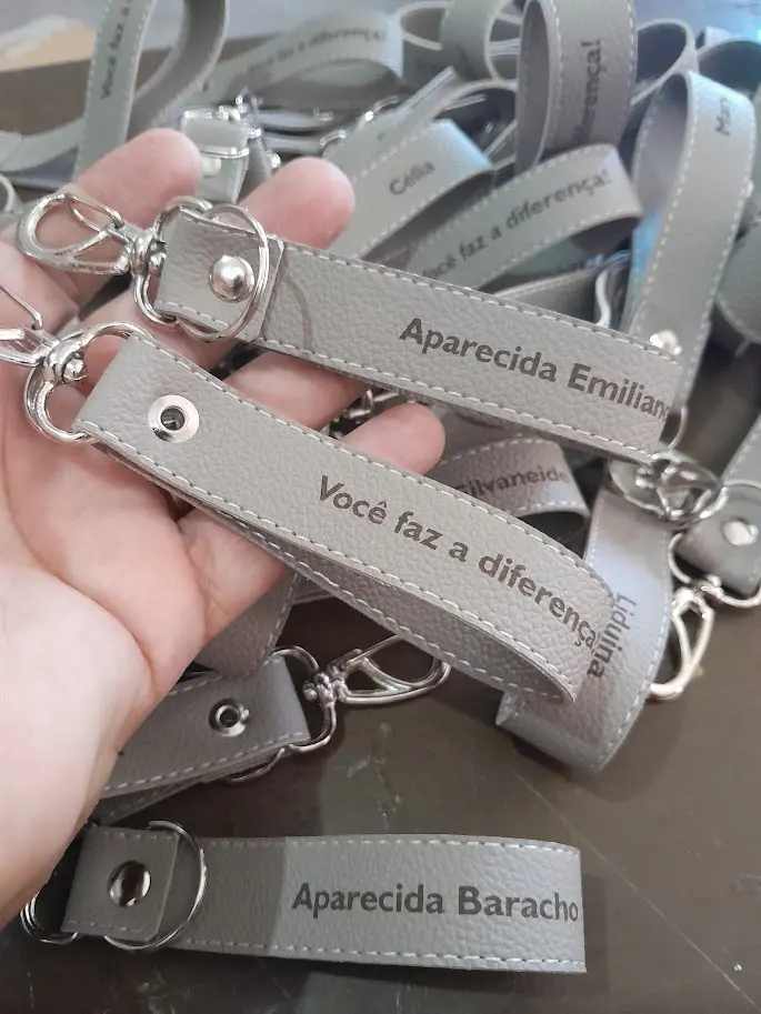 Chaveiro couro sintético personalizados - Brindes Personalizados em Natal RN para Empresas e Eventos