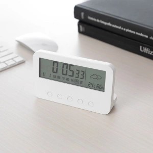 Relógio com Medidor de Temperatura