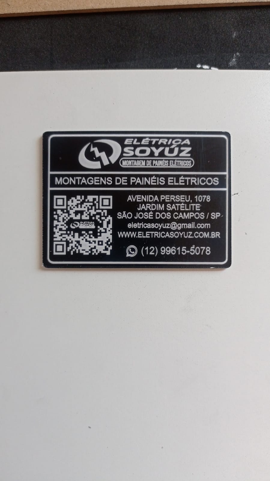 Etiquetas de identificação para quadros elétricos